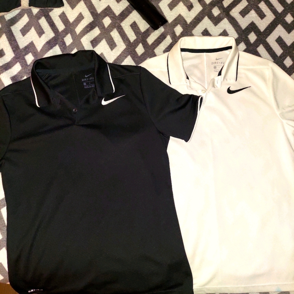 Nike shirt s. Size M